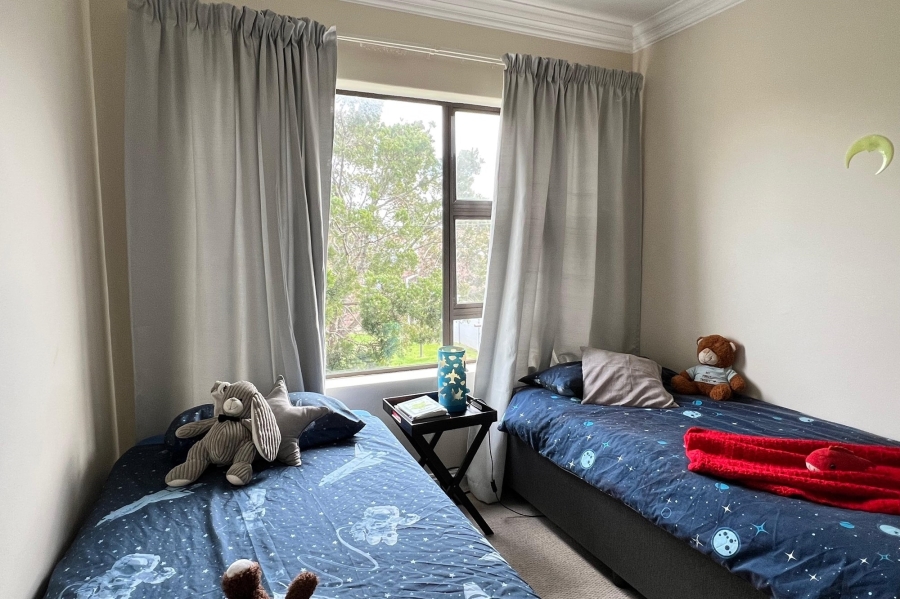 3 Bedroom Property for Sale in Wavecrest Eastern Cape